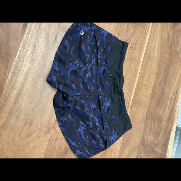 Lululemon shorts - Picture 3 of 3